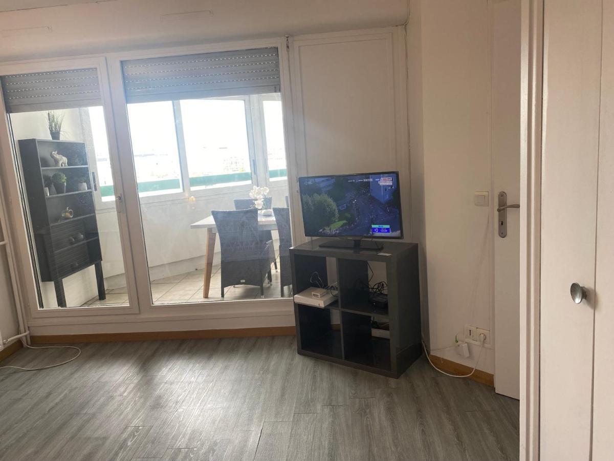 Appartement 3 Chambres Evry Plein Centre Ville Екстериор снимка